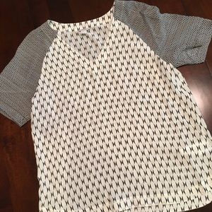 Fossil Top - Sz Small - 100% silk